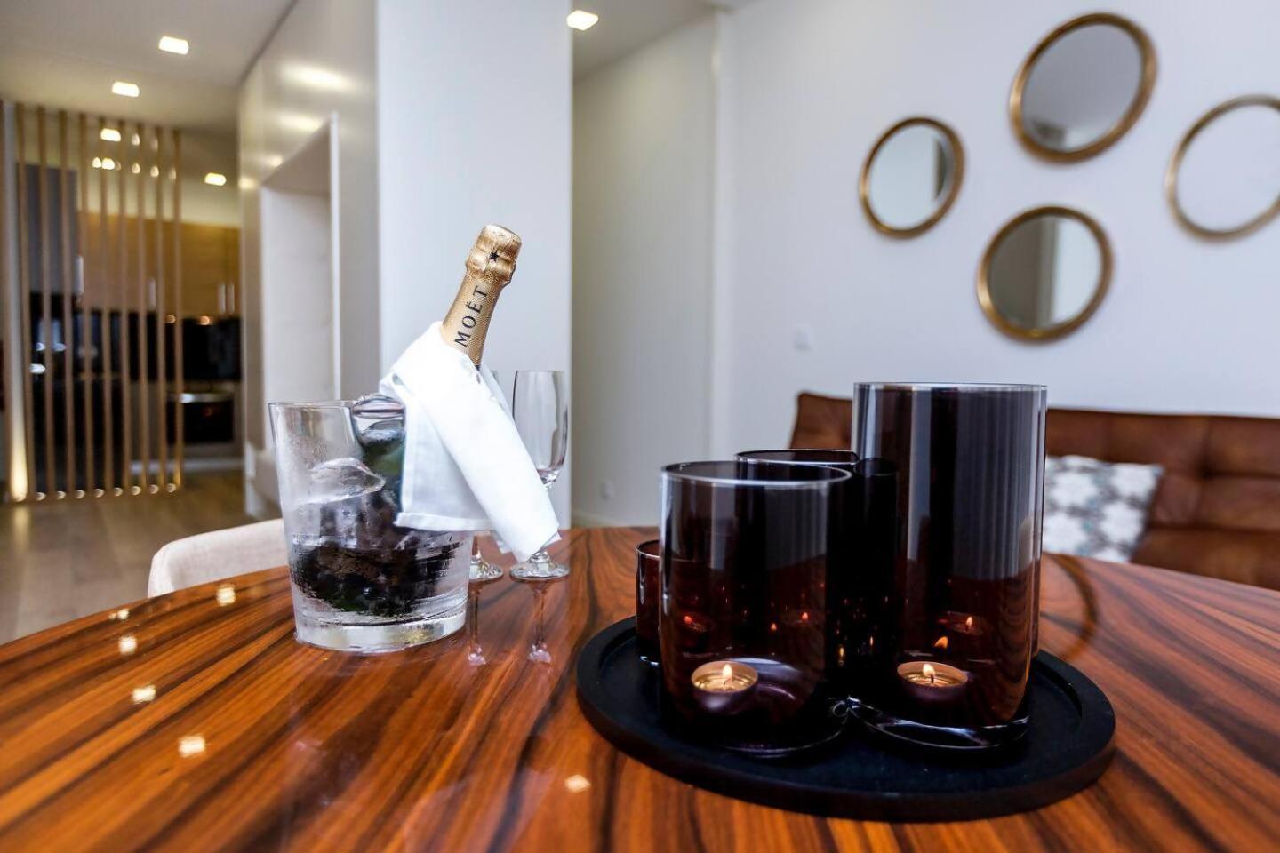 The Office Guest Apartment Guimaraes Luaran gambar