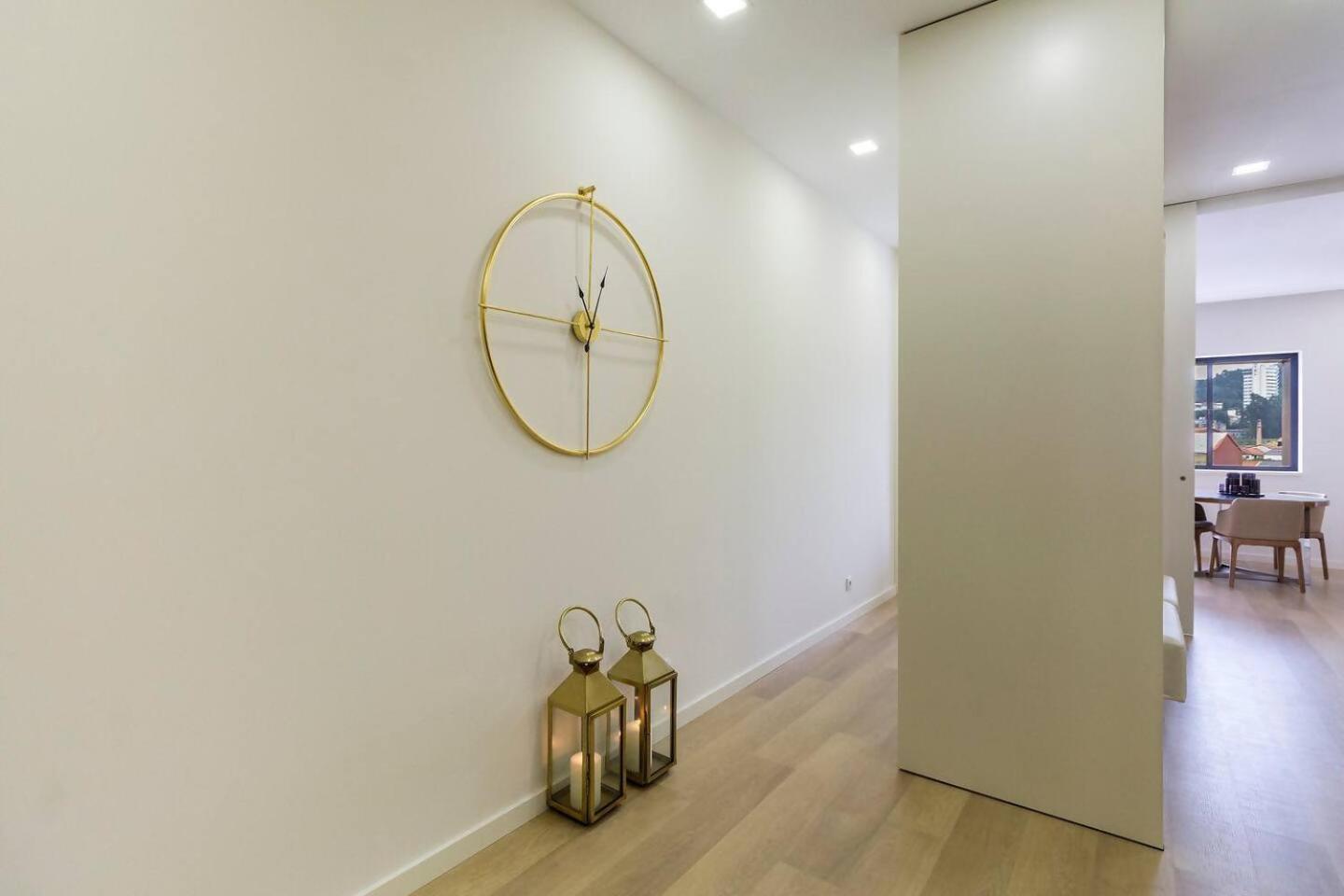 The Office Guest Apartment Guimaraes Luaran gambar